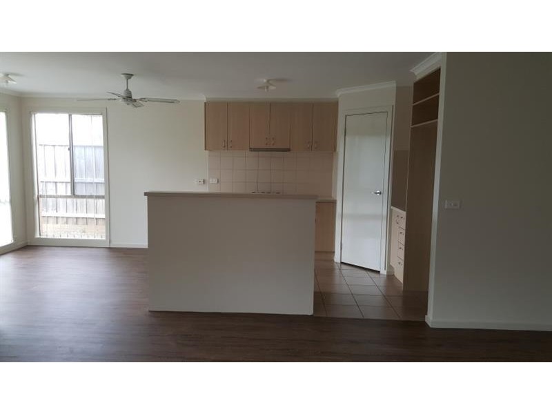 262 The Lakes  Bvd, South Morang VIC 3752