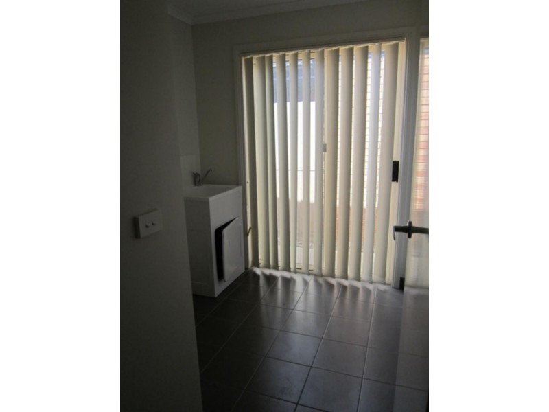 25 Harmony Dr, South Morang VIC 3752