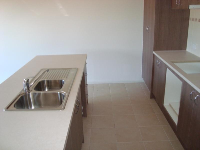 4 Billabong Cres, Tarneit VIC 3029