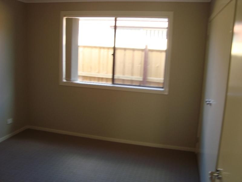 256 The Lakes Bvd, South Morang VIC 3752