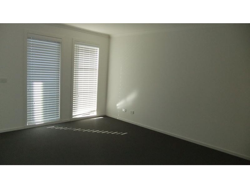 10 Longmire Ct, Sunbury VIC 3429