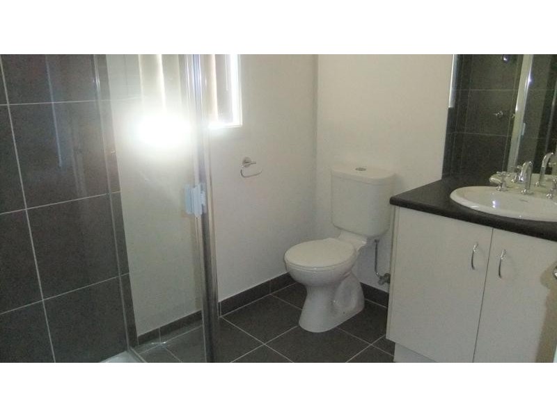 174 Gordons Rd, South Morang VIC 3752