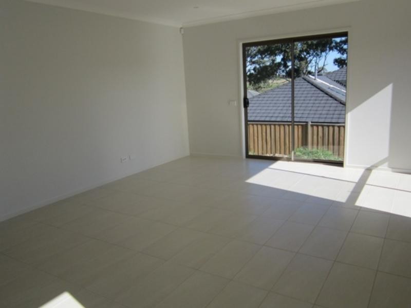 5 Bear  Cres, Doreen VIC 3754