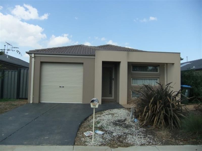 15 Billabong Cres, Tarneit VIC 3029