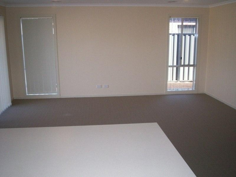 15 Billabong Cres, Tarneit VIC 3029