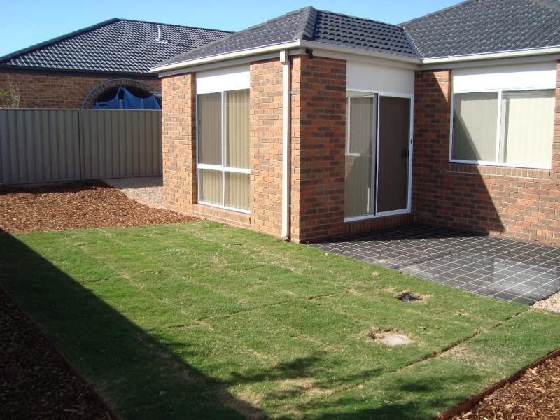 9 Flagstaff Loop, Craigieburn VIC 3064