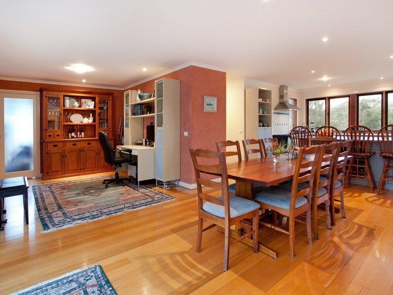 97 Mather Rd, Mount Eliza VIC 3930