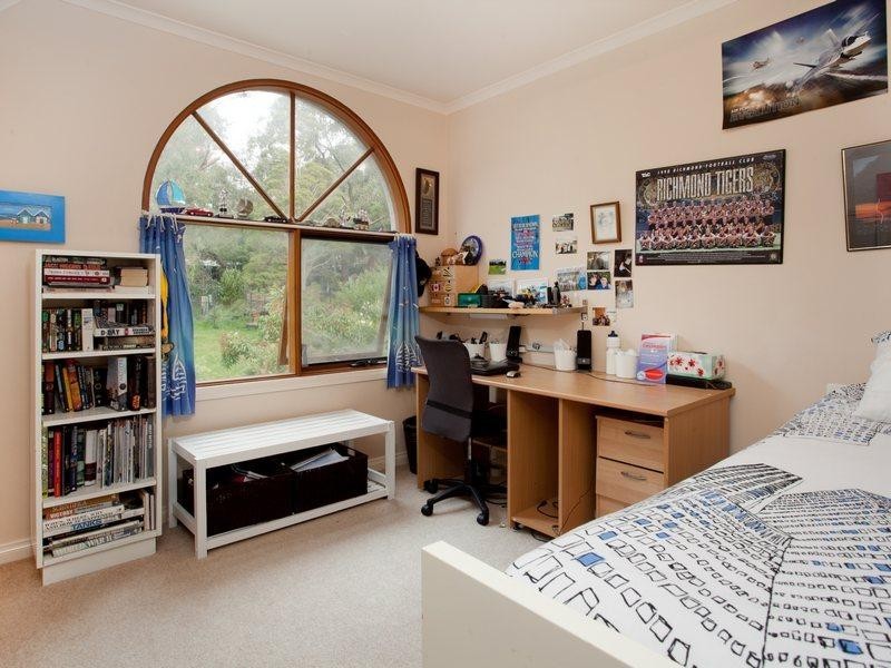 97 Mather Rd, Mount Eliza VIC 3930