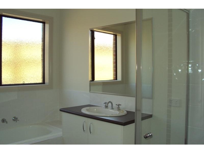 198 Reservoir Rd, Sunbury VIC 3429