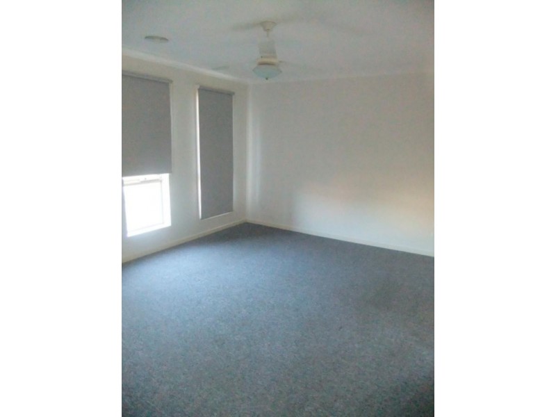 3 Leuca Ave, Brookfield VIC 3338