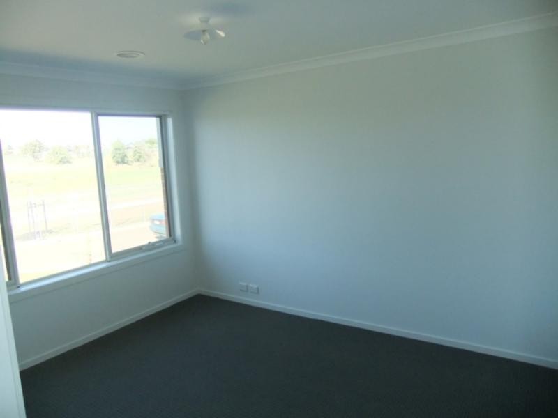 57 Rockpool Rd, Truganina VIC 3029