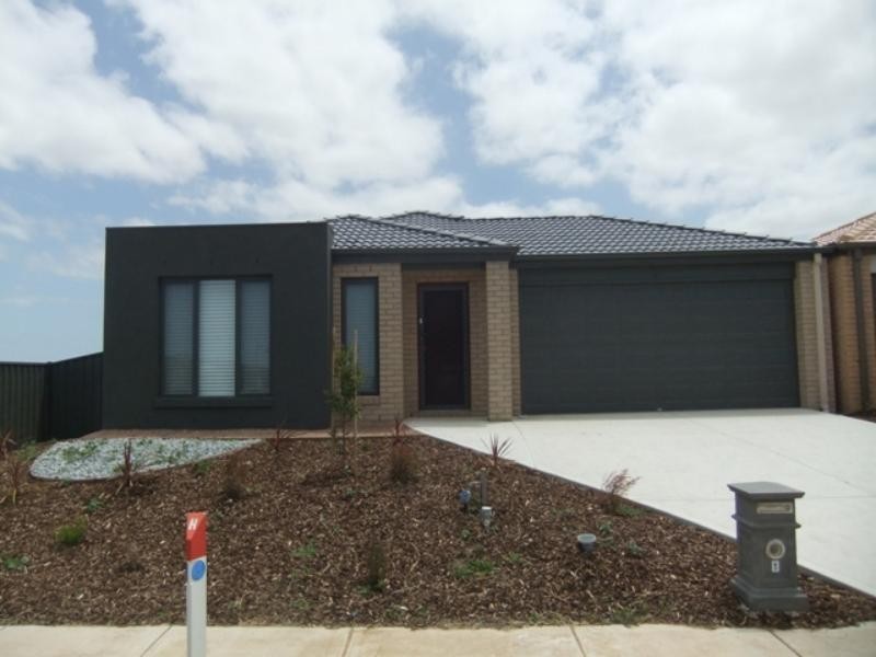1 Waddywood Ct, Truganina VIC 3029