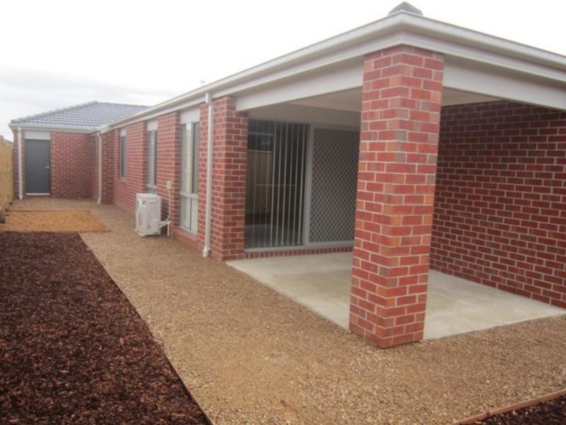 48 Ardenal Cres, Lalor VIC 3075