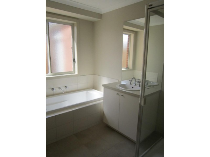 50 Ardenal Cres, Lalor VIC 3075