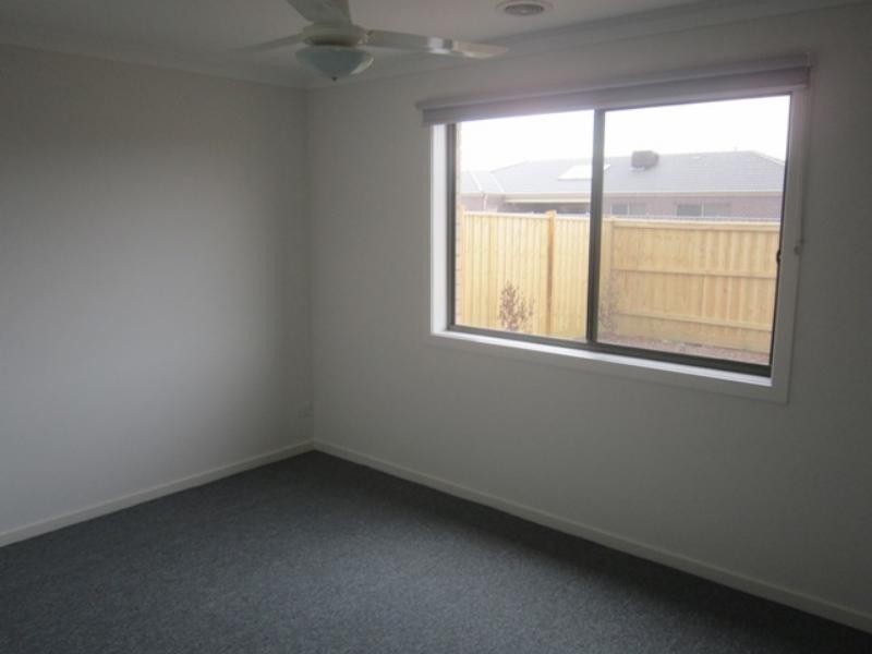 163 Botanica Springs Bvd, Brookfield VIC 3338