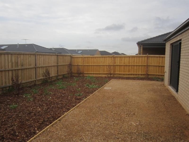 163 Botanica Springs Bvd, Brookfield VIC 3338
