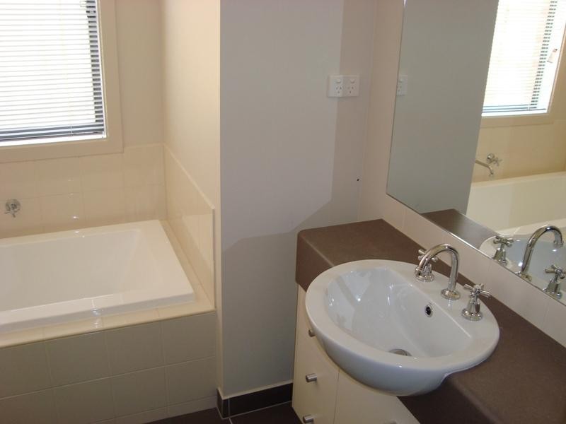 45 Hope Way, Tarneit VIC 3029