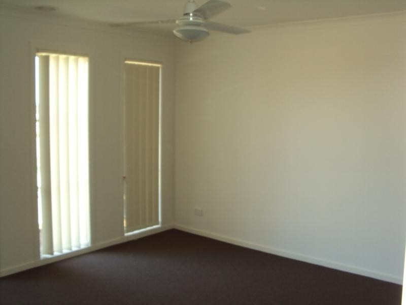 14 Dargo Cres, Doreen VIC 3754