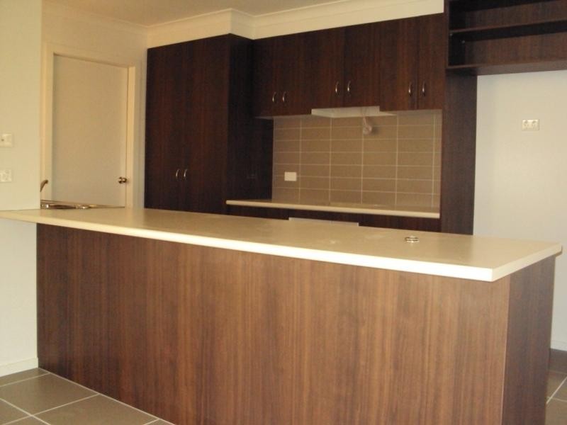 14 Dargo Cres, Doreen VIC 3754