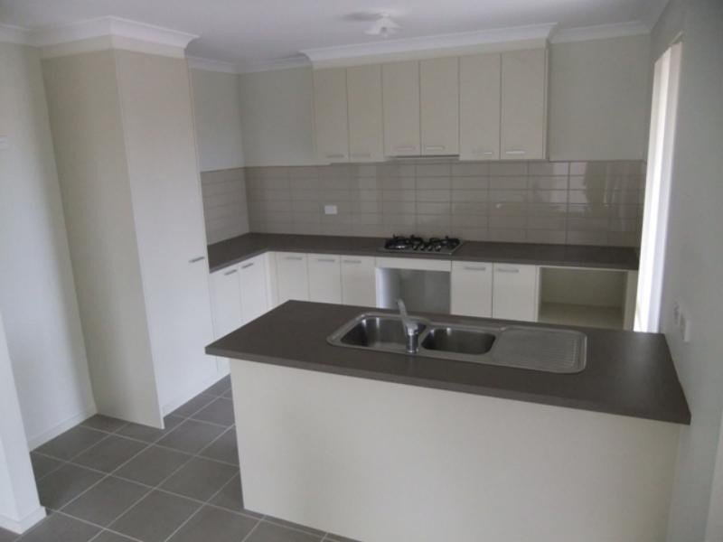 106 Federation Bvd, Truganina VIC 3029