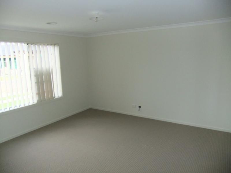 106 Federation Bvd, Truganina VIC 3029