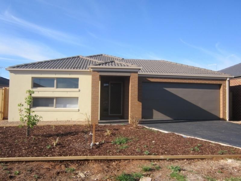 3 Elatus Pl, Brookfield VIC 3338
