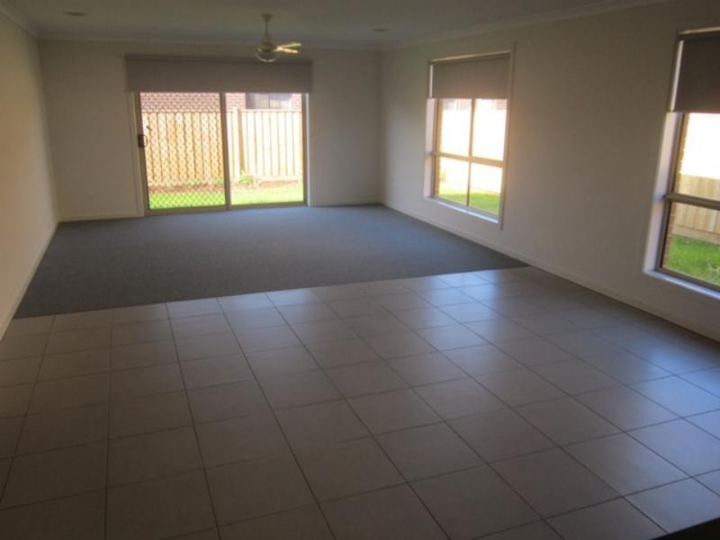 3 Elatus Pl, Brookfield VIC 3338
