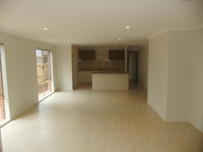 25 Arbour Ave, Point Cook VIC 3030