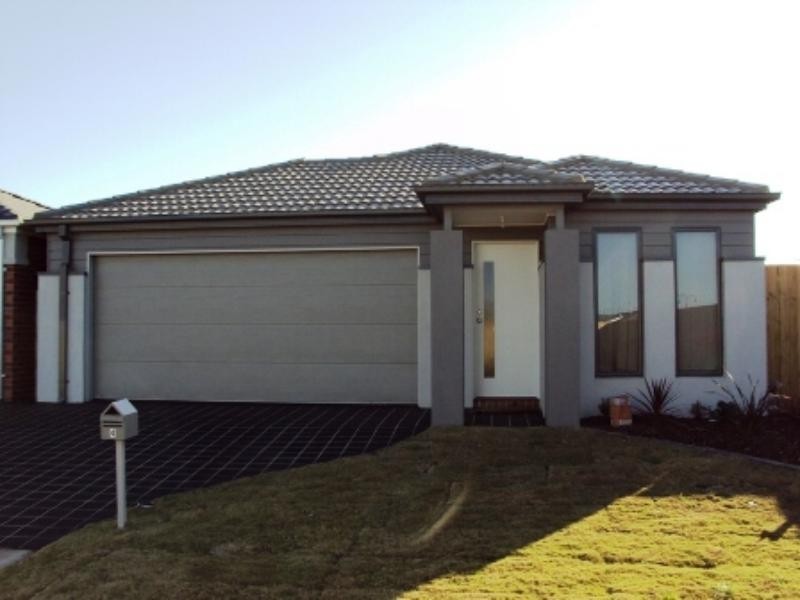 4 Parnell Pl, Truganina VIC 3029