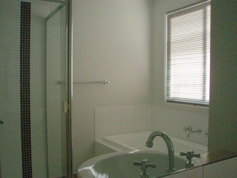 19 Laurence Way, Tarneit VIC 3029