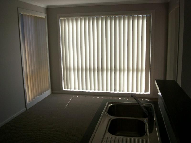 264 The Lakes Bvd, South Morang VIC 3752