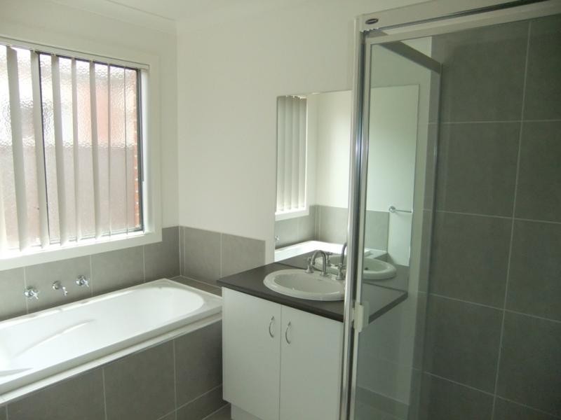 7 Kwila  Dr, Truganina VIC 3029