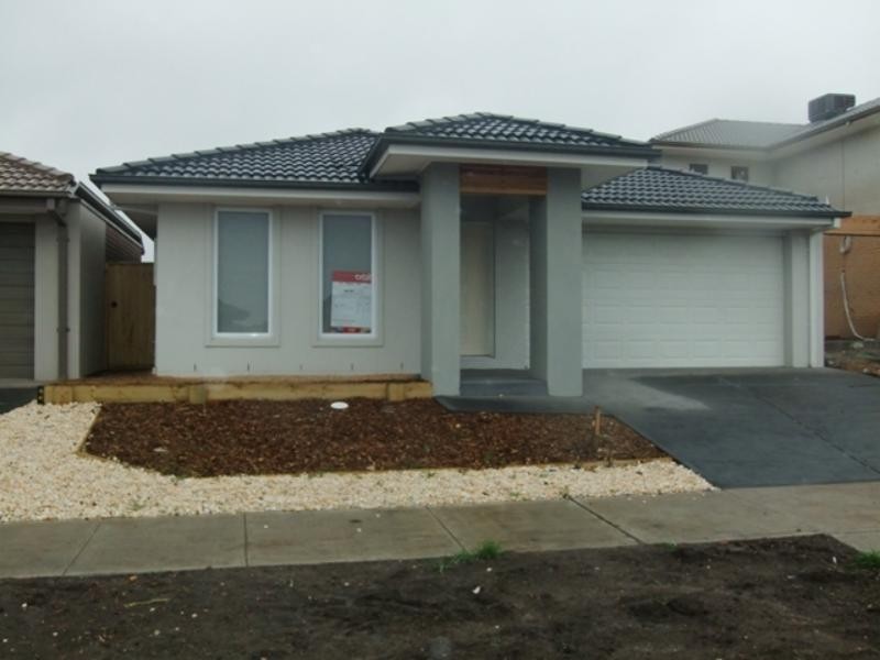 11 Positano Way, Lalor VIC 3075