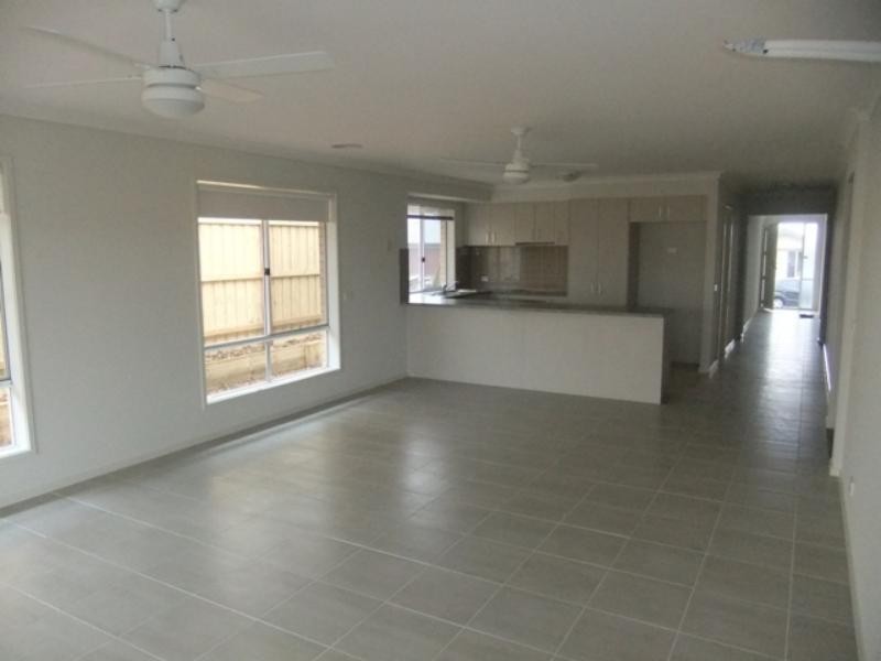 11 Positano Way, Lalor VIC 3075