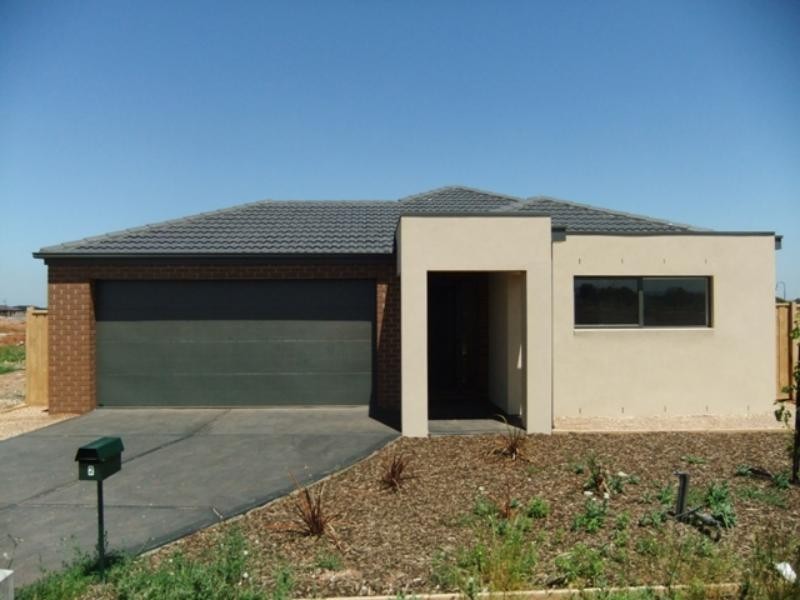 2 Stipa  Pl, Melton VIC 3337