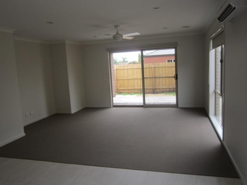 10 Morgan Tce, Werribee VIC 3030