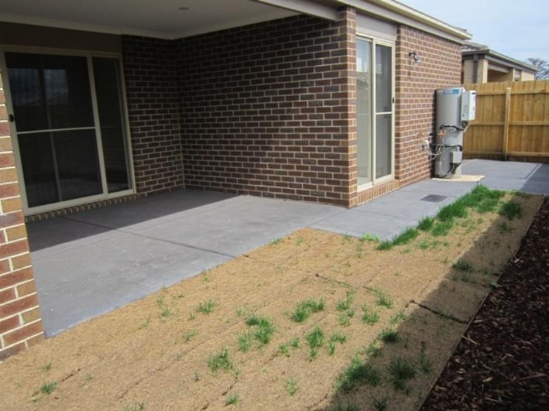 10 Morgan Tce, Werribee VIC 3030