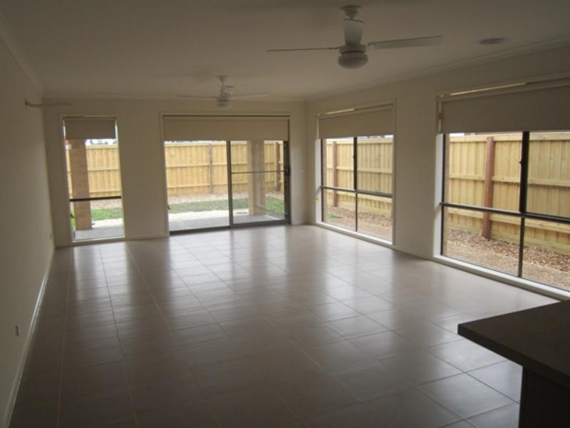 5 Positano Way, Lalor VIC 3075