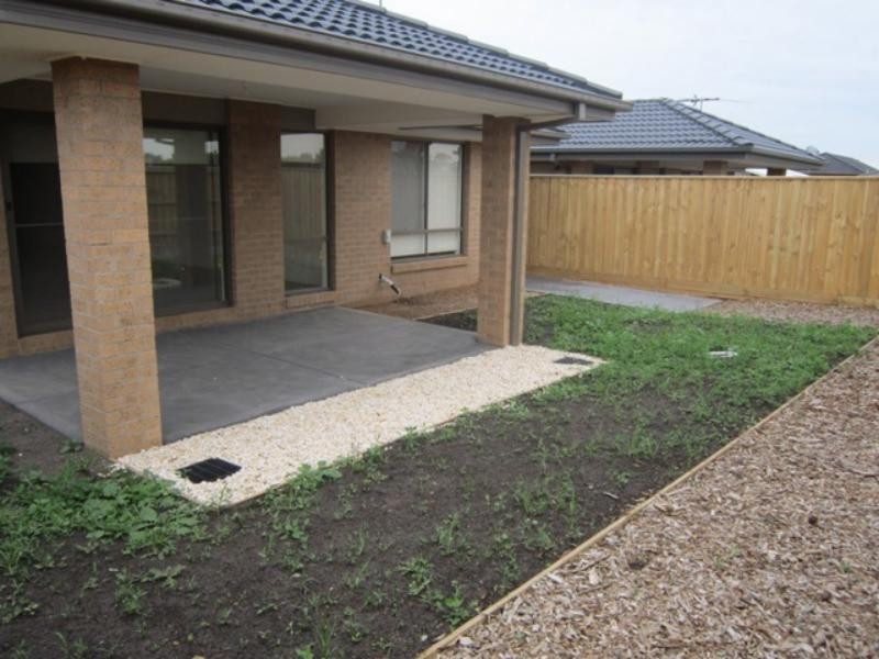 5 Positano Way, Lalor VIC 3075
