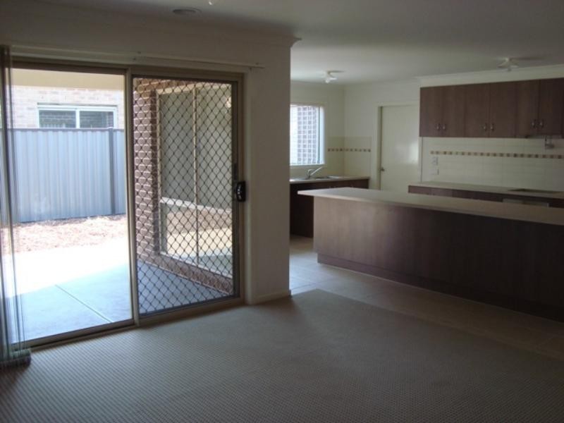 9 Blue Jay Cres, Tarneit VIC 3029