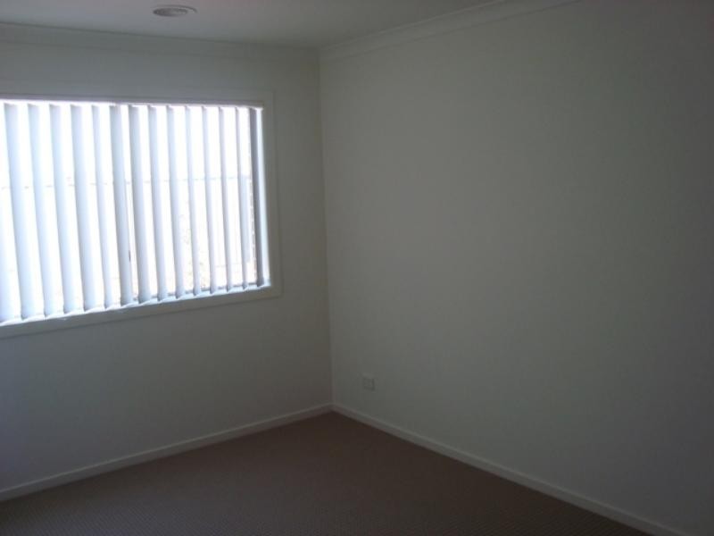 9 Blue Jay Cres, Tarneit VIC 3029