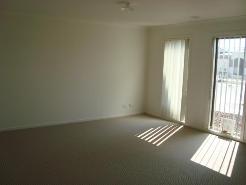 9 Blue Jay Cres, Tarneit VIC 3029