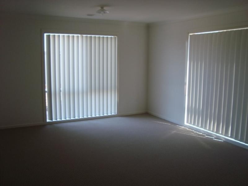 9 Blue Jay Cres, Tarneit VIC 3029