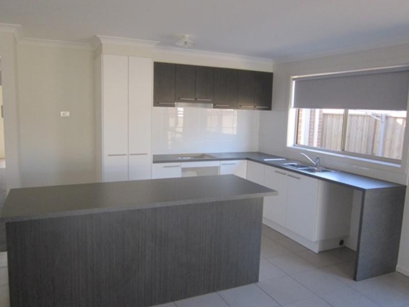 149 Botanica Springs Bvd, Brookfield VIC 3338