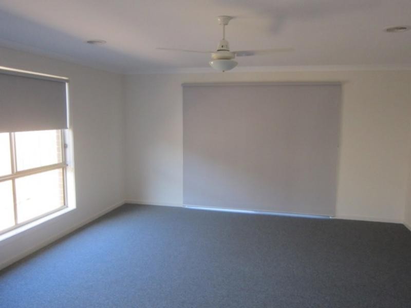 149 Botanica Springs Bvd, Brookfield VIC 3338