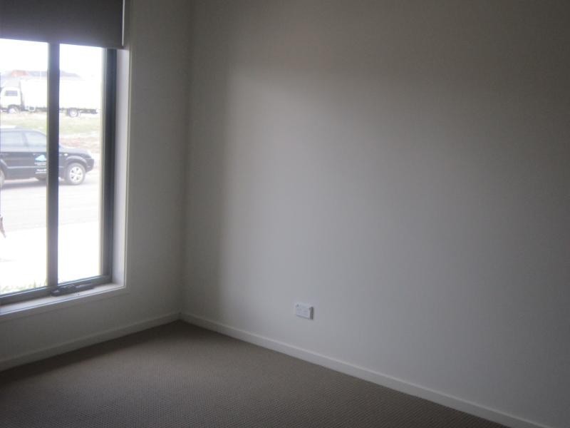 7 Positano Way, Lalor VIC 3075