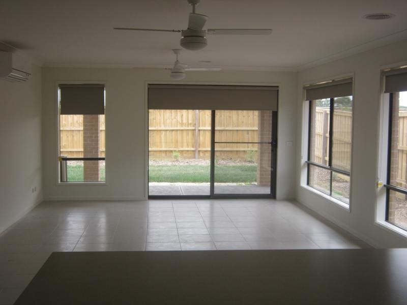 7 Positano Way, Lalor VIC 3075