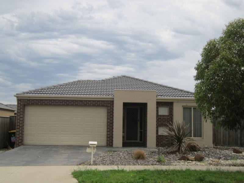 6 Province  Gr, Doreen VIC 3754