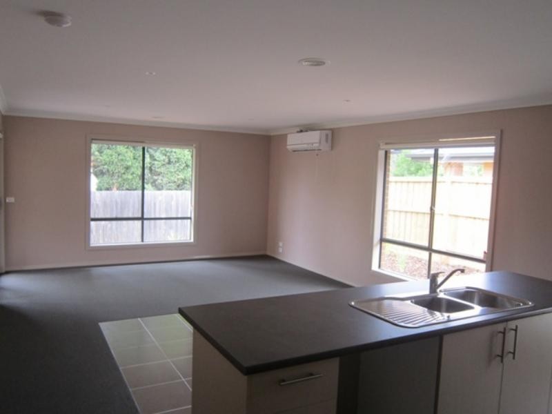 79 Sarissa  St, Lalor VIC 3075