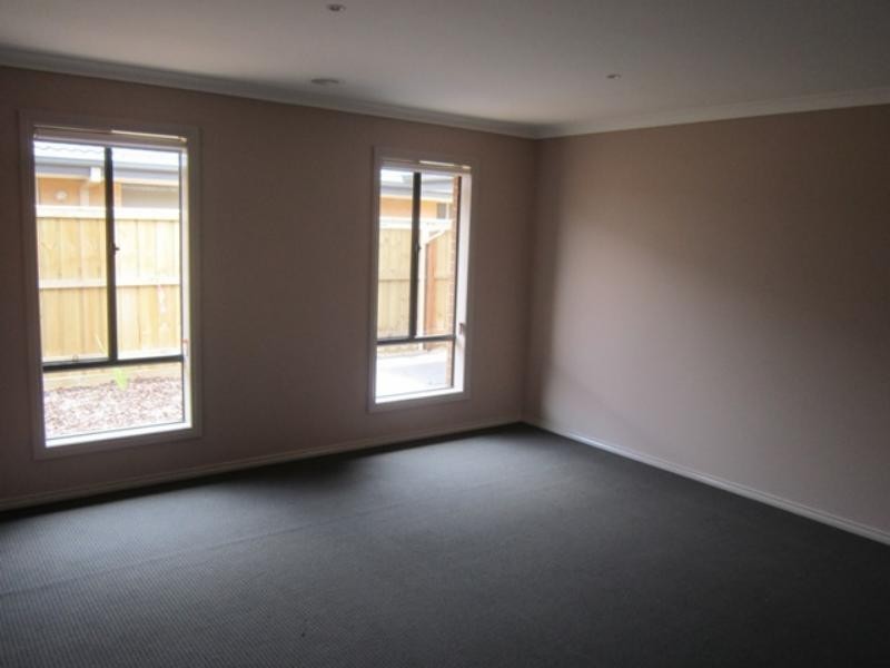 79 Sarissa  St, Lalor VIC 3075